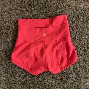 lululemon size 0-2 spandex short shorts